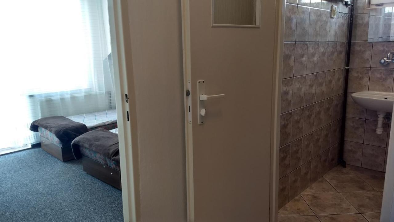 Klif Pokoje Goscinne W Centrum Blisko Morza Ustronie Morskie Kültér fotó